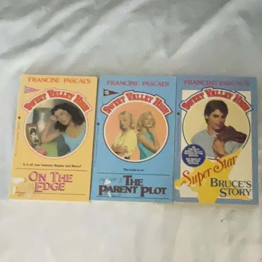 Vintage Sweet Valley High Three Book Lot Francine Pascal 80s Teens California YA